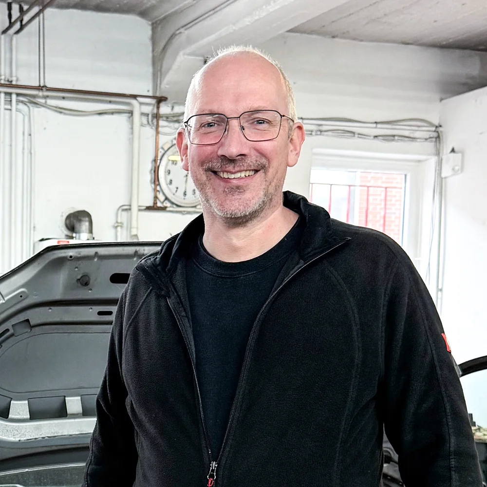 KL.INK Autoservice GmbH | Chris van den Berg